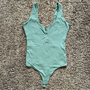 Abercrombie Green/Teal Cotton Seamless Fabric Henley Bodysuit - size Medium
